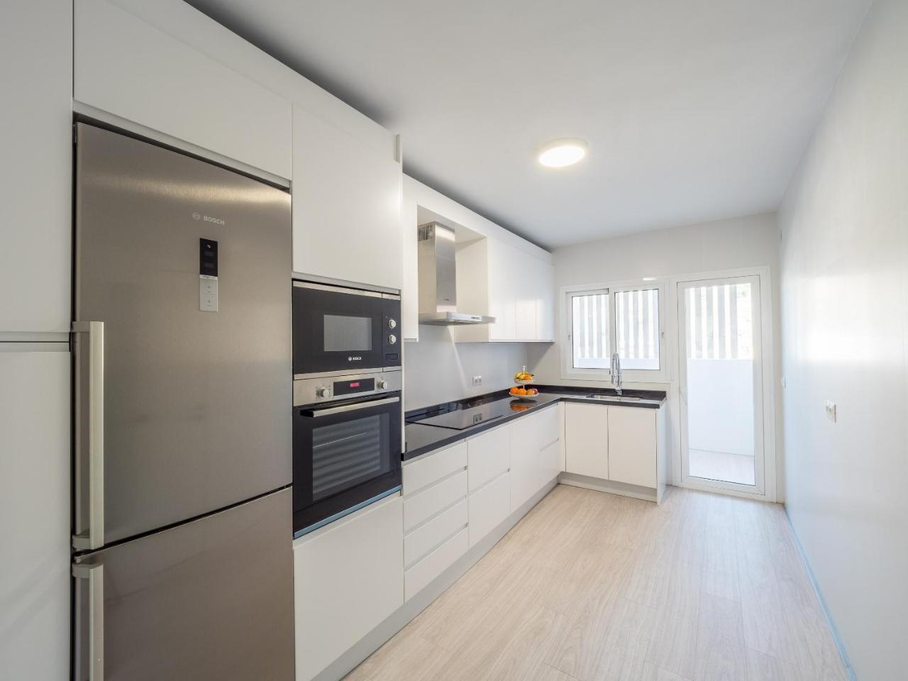 Malagueta Sea View - Premium Apartment Малага Экстерьер фото