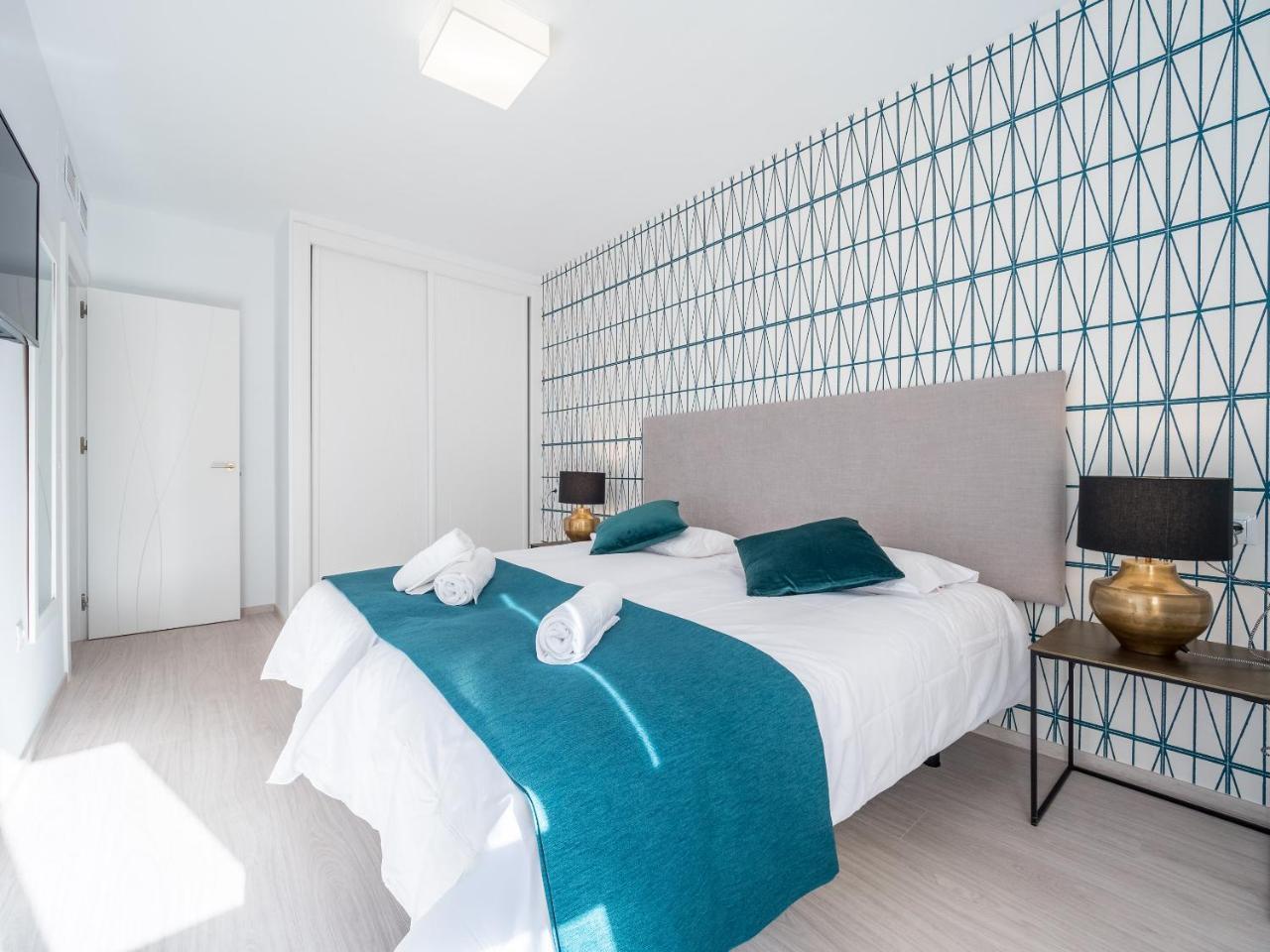Malagueta Sea View - Premium Apartment Малага Экстерьер фото