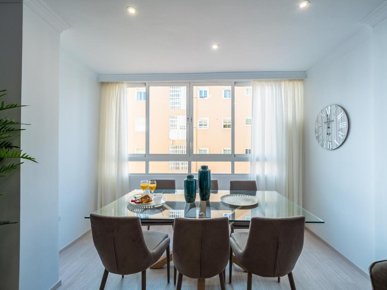 Malagueta Sea View - Premium Apartment Малага Экстерьер фото