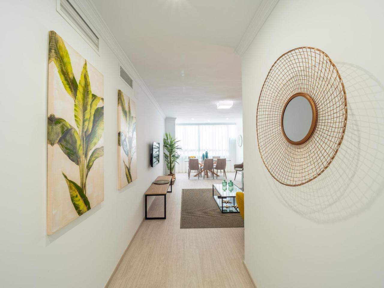 Malagueta Sea View - Premium Apartment Малага Экстерьер фото