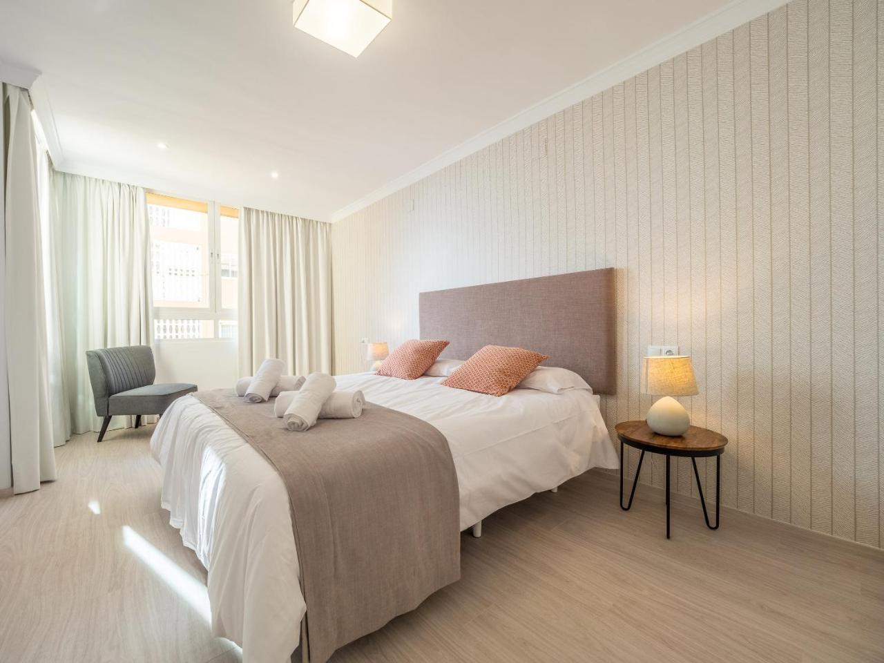 Malagueta Sea View - Premium Apartment Малага Экстерьер фото
